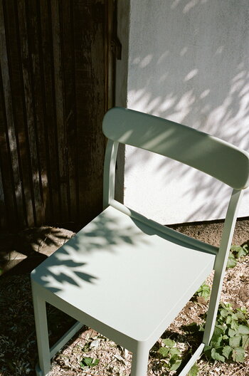 Artek Atelier chair, green, decoration image