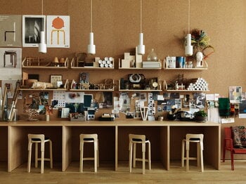 Artek Aalto seinähylly 112B, koivu, sisustuskuva
